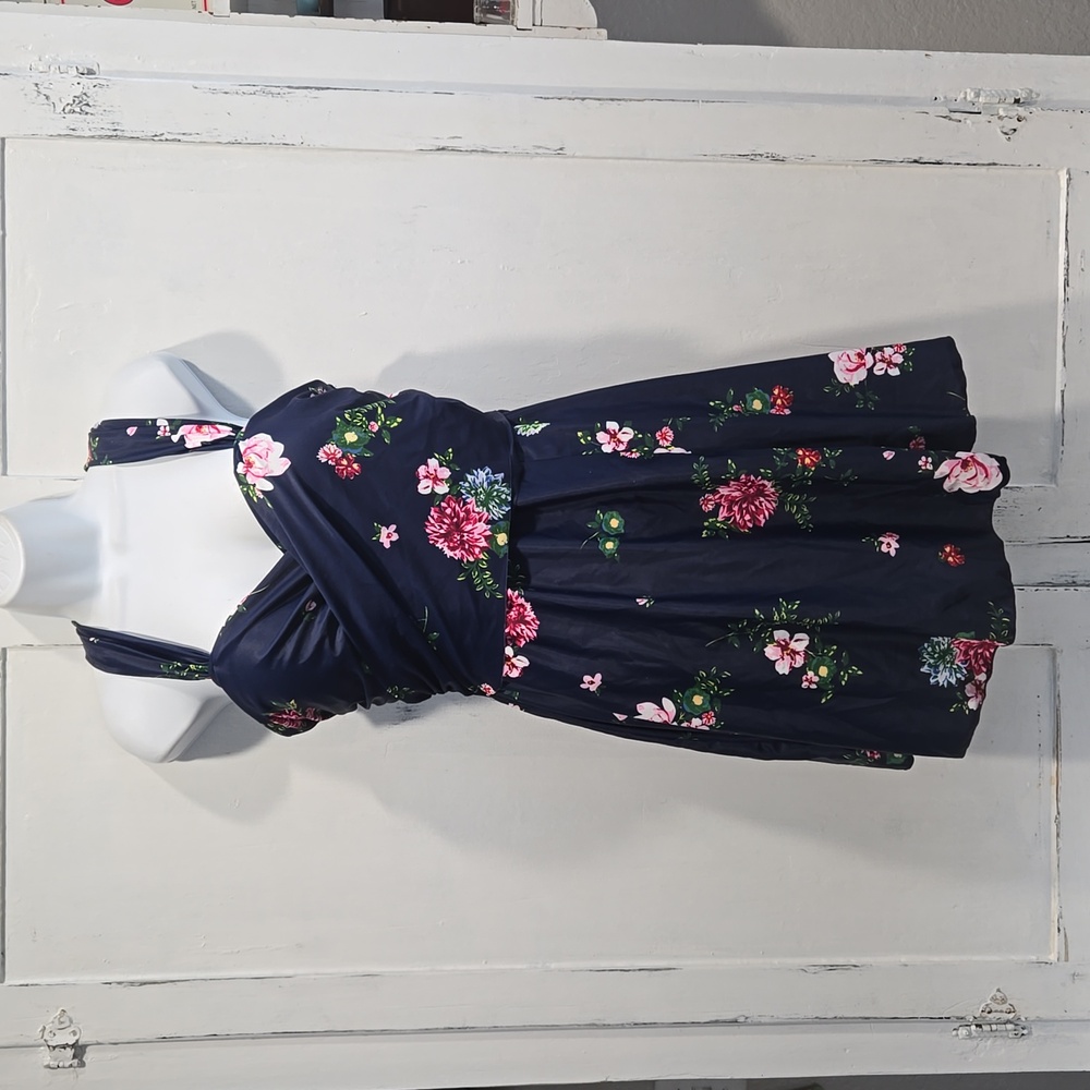 NWT.. COCOPEAR FLORAL SWIM DRESS... #6496